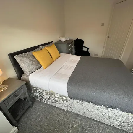 Cosy Fresh New Refurbished House Apartment Doncaster Exterior photo